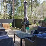 In Aakirkeby With 2 Bedrooms Casa de Férias