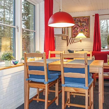 Feriehus In Aakirkeby With 2 Bedrooms Vester Somarken