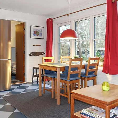 2 Bedroom Gorgeous In Aakirkeby *