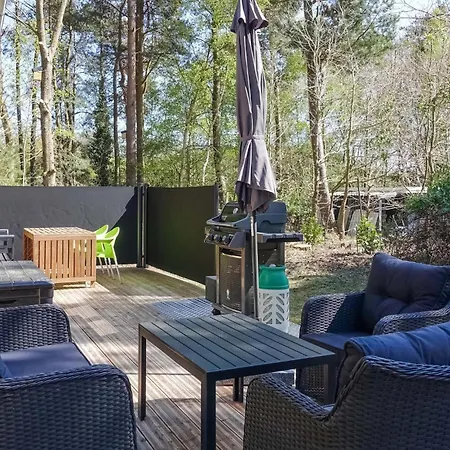 In Aakirkeby With 2 Bedrooms Hébergement de vacances