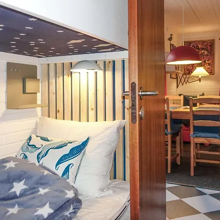 Holiday home 2 Bedroom Gorgeous In Aakirkeby