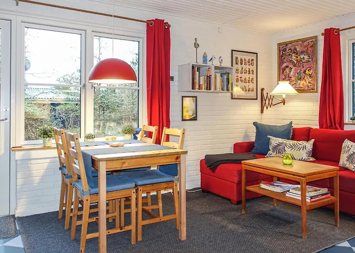 In Aakirkeby With 2 Bedrooms Vester Somarken