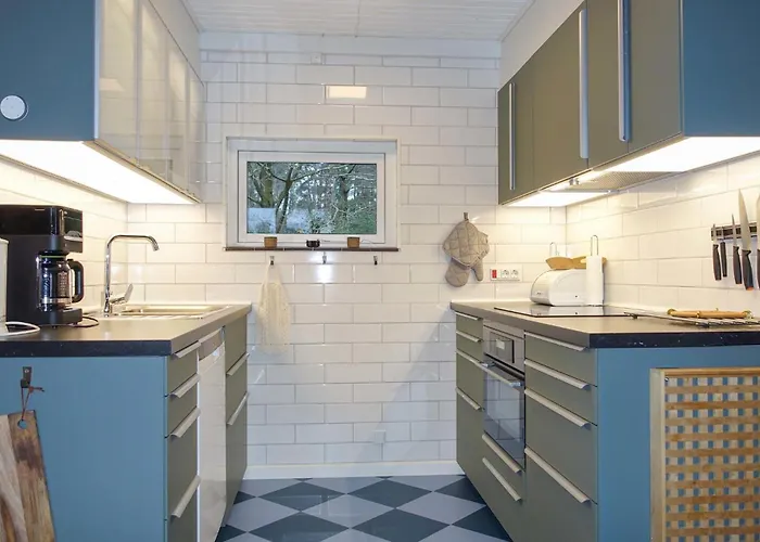 Feriehus In Aakirkeby With 2 Bedrooms *